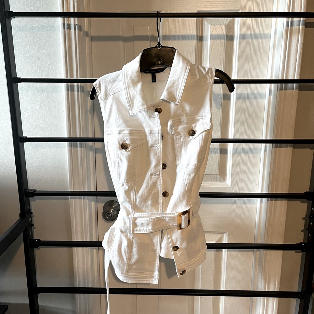 White House Black Market White Belted Jean Vest sz 12